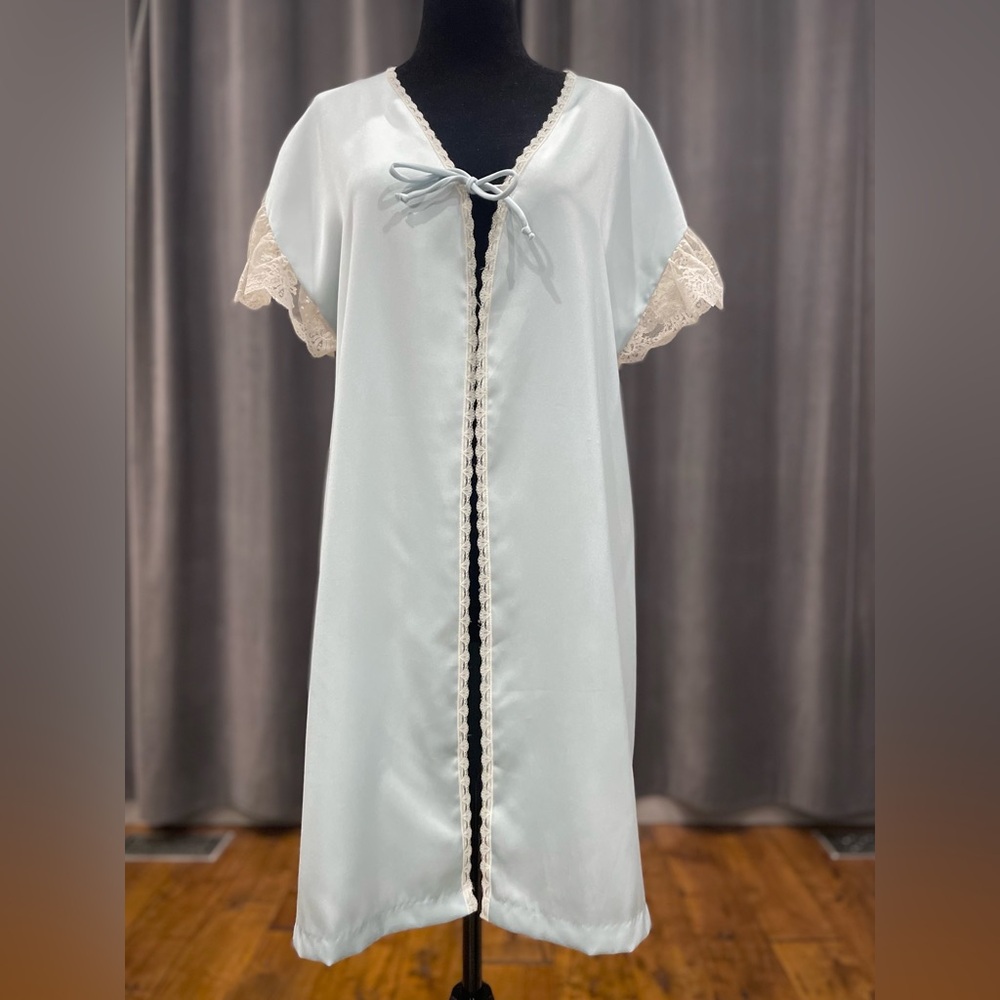 Vintage satin front tie short robe babydoll